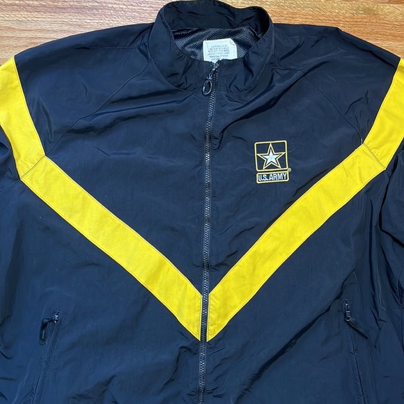 U.S. Army Physical Fitness Jacket Size Large/Long - Picture 3 of 9